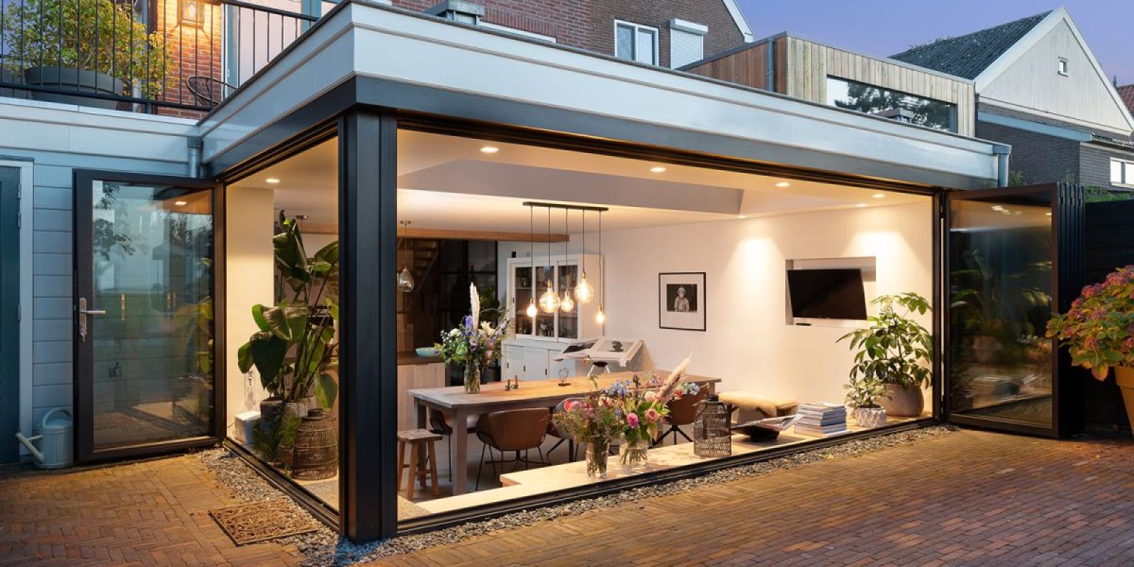 Een unieke serre op een souterrain - Busscher Serrebouw